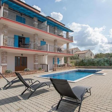 Apartman Rocky Petrovija Buitenkant foto